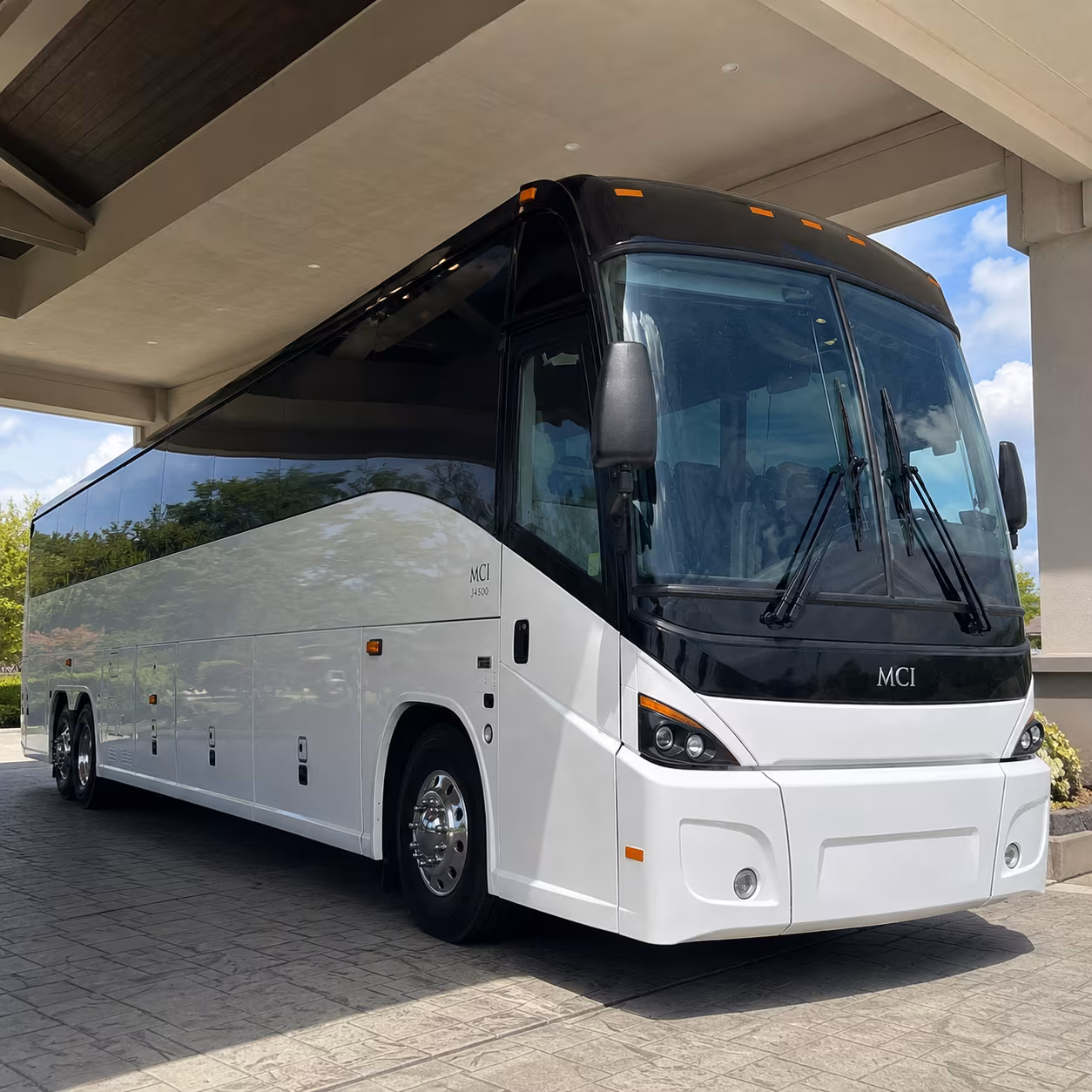 affordable cedar rapids wedding charter bus prices for every budget