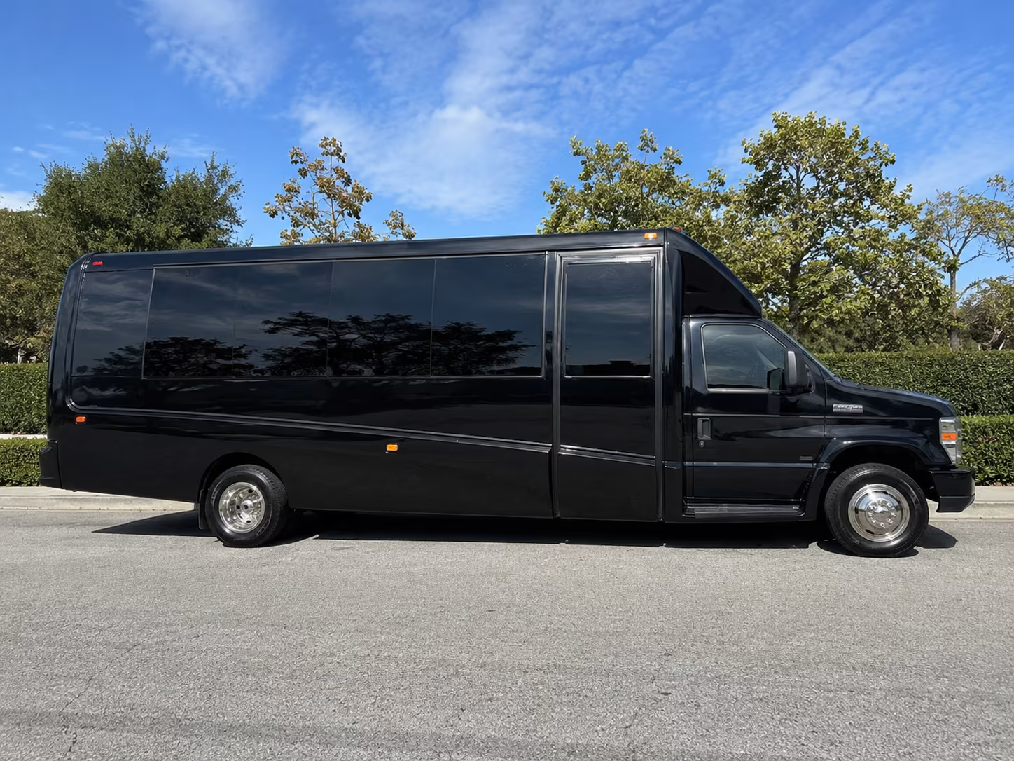 cedar rapids government meeting and conference shuttles