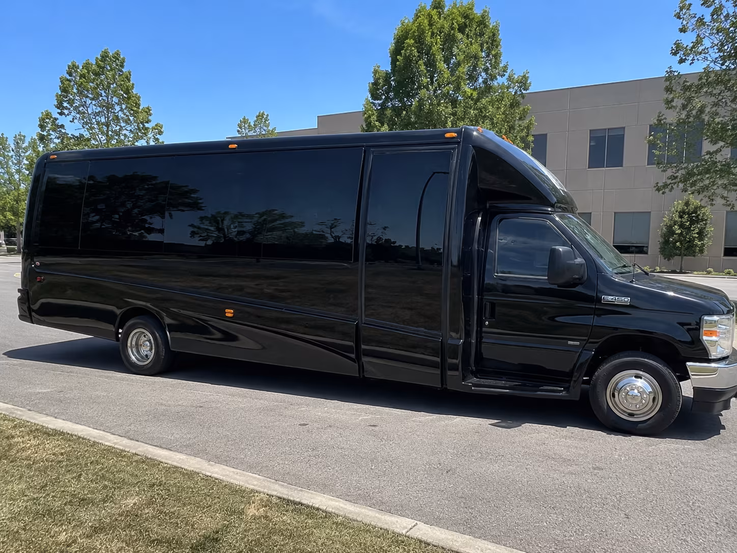 cedar rapids military ball ceremony and veterans group transportation