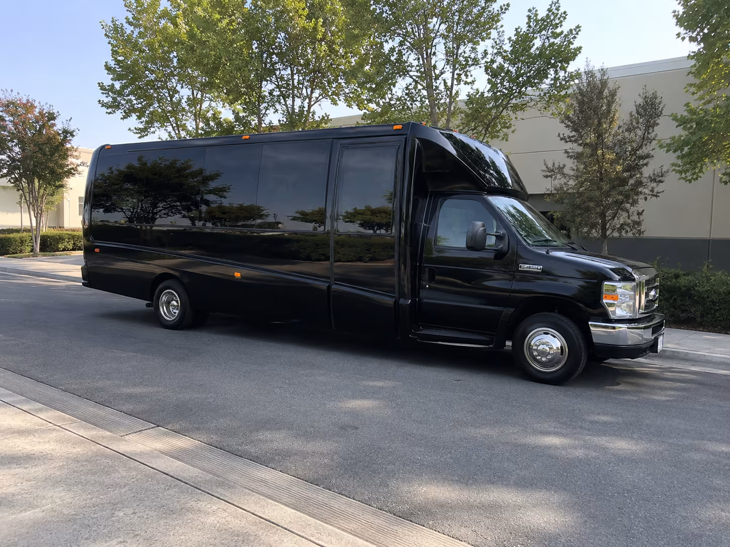 cedar rapids wedding quinceanera and celebration bus rentals