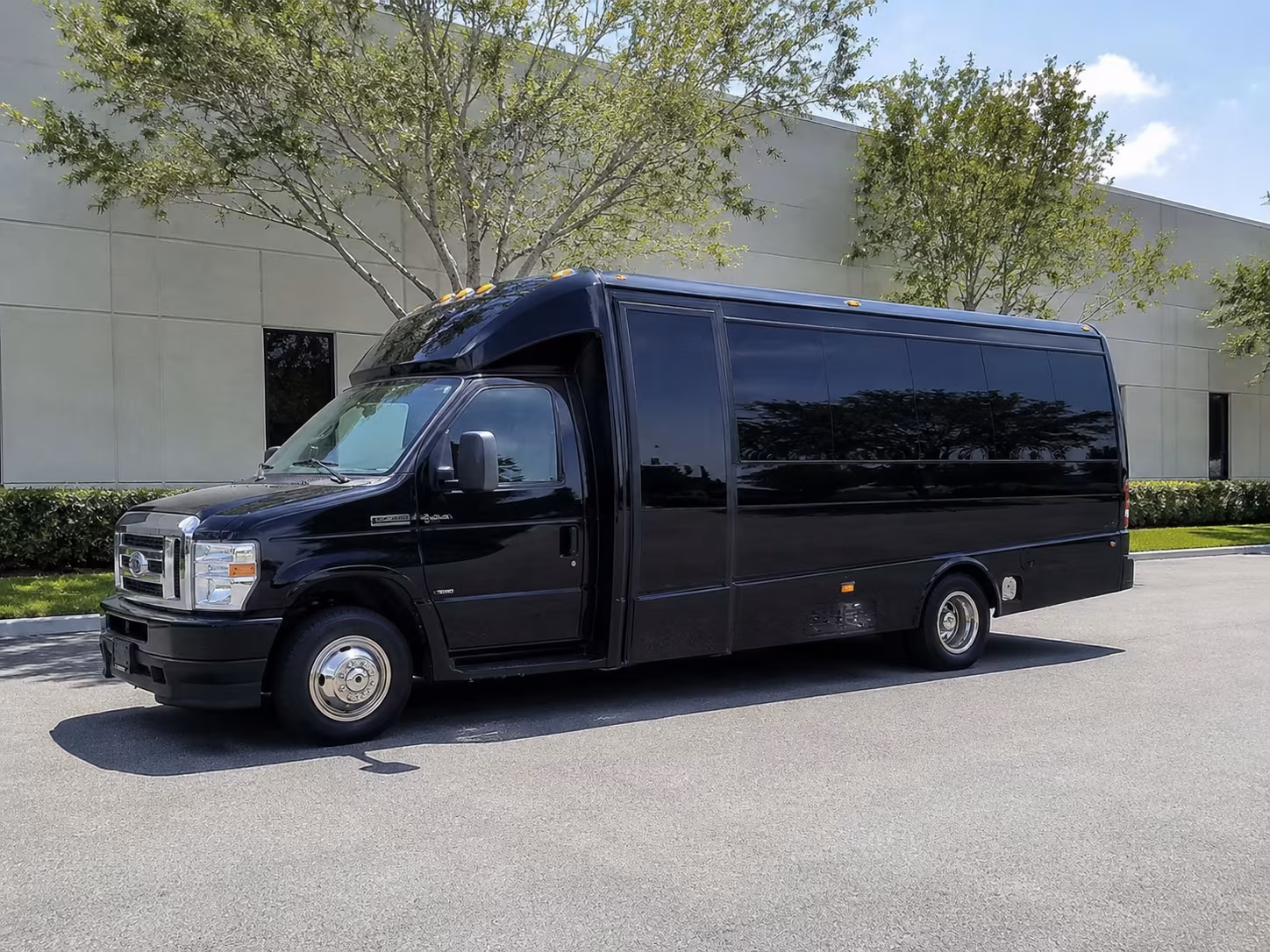 wine event transportation from cedar rapids to fireside winery